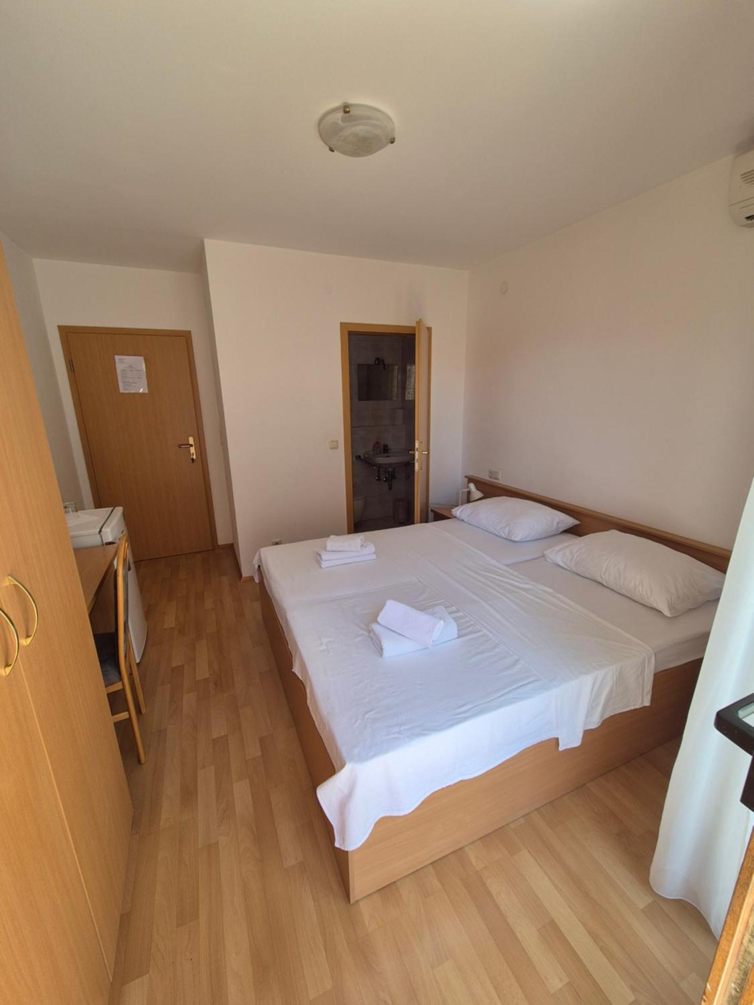 Apartments And Rooms Mamic دوغي رات المظهر الخارجي الصورة